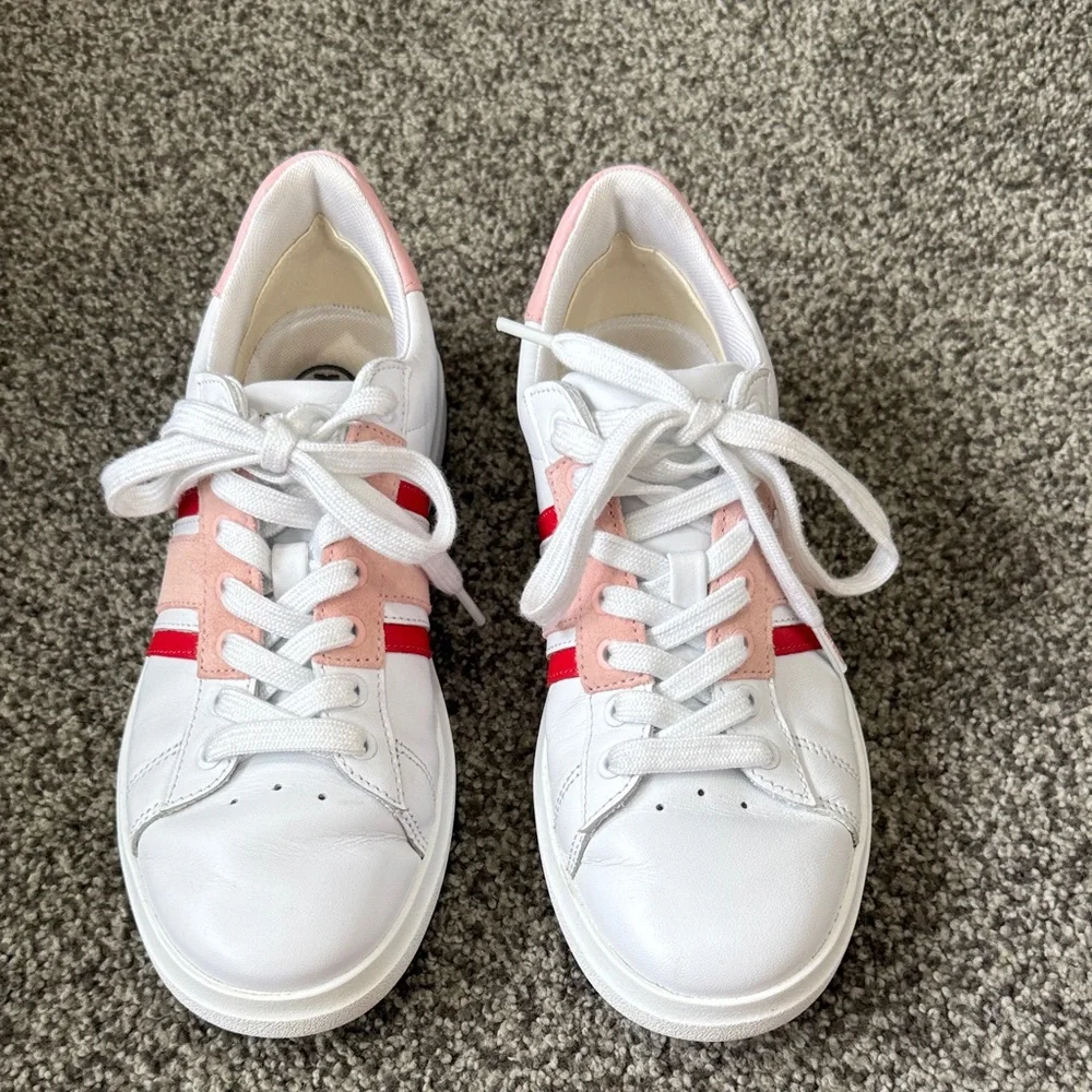 Tory Burch Howell T-Saddle Court Sneakers